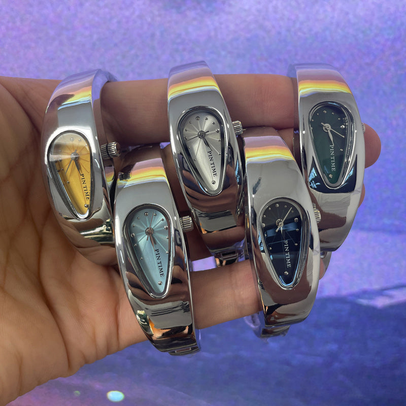 Y2k—water droplets